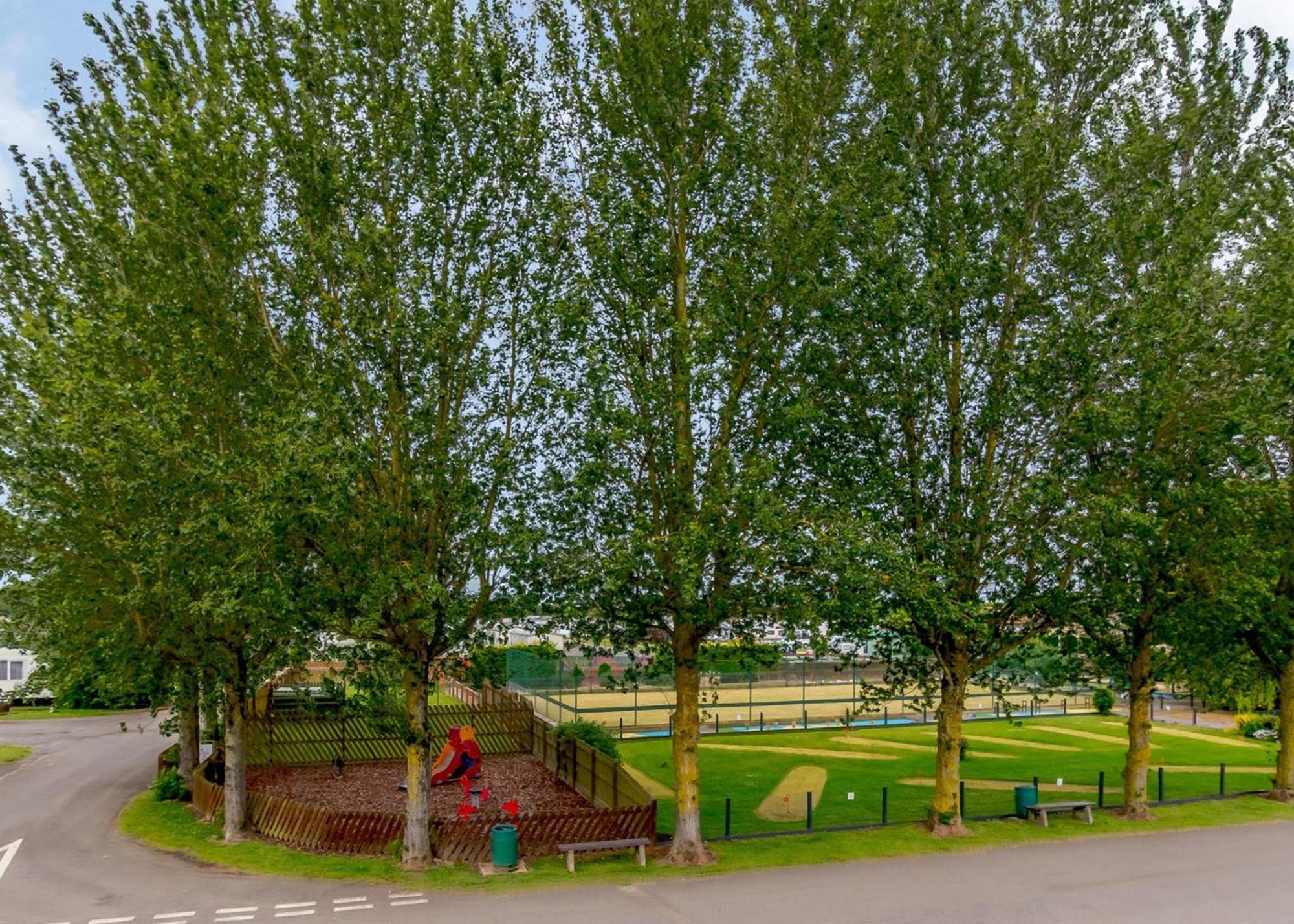 North Shore Holiday Park Winthorpe  ภายนอก รูปภาพ